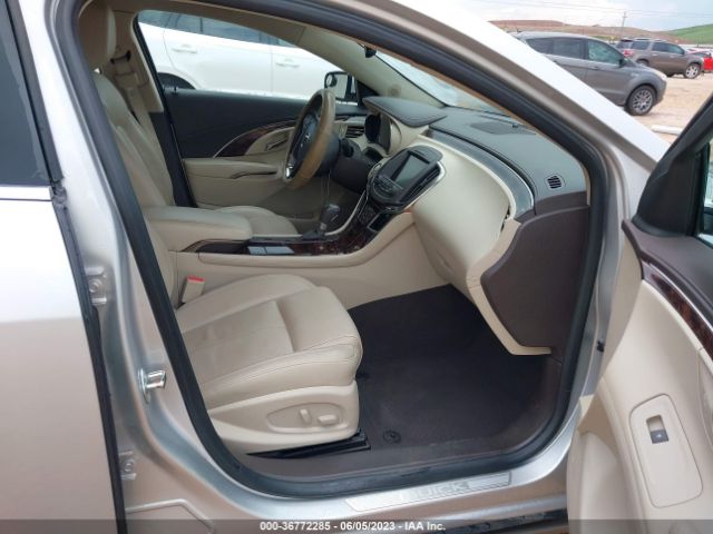 1G4GB5G39GF129363 Buick Lacrosse Leather