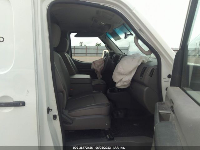 1N6AF0KY0FN806385 Nissan Nv Sv