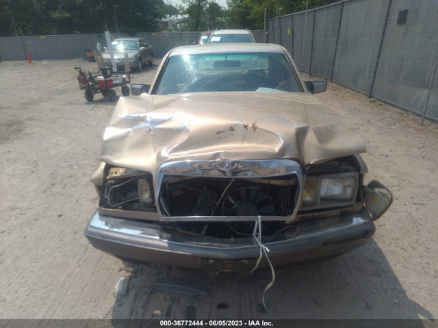 1984 MERCEDES-BENZ 300 SD VIN: WDBCB20BXEA057097