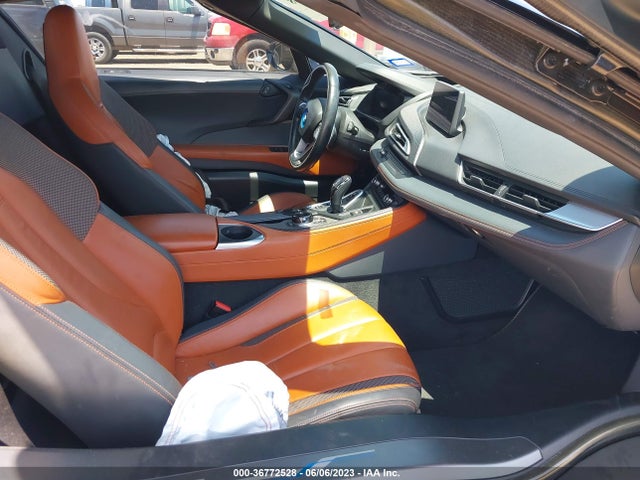 2019 BMW i8, VIN: WBY2Z6C52KVG98126