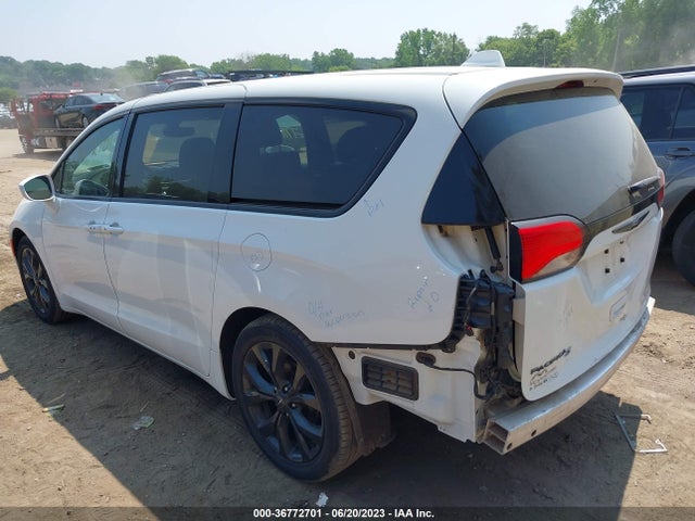 Chrysler Pacifica Touring 2020 2C4RC1FG1LR249538 Image 3