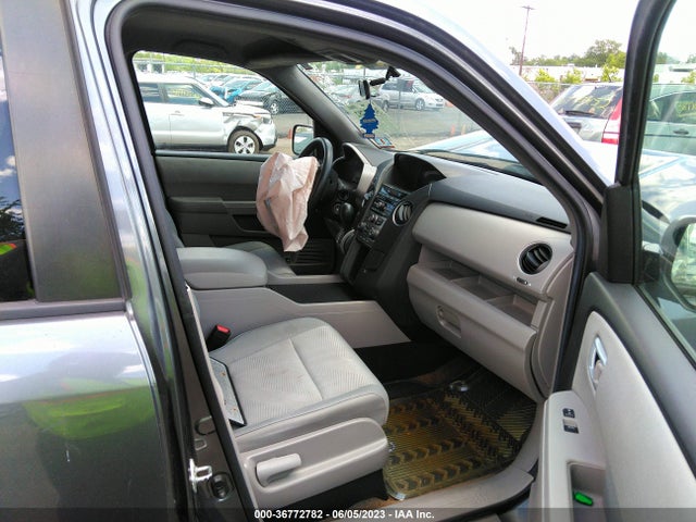 2013 HONDA PILOT LX VIN: 5FNYF4H23DB044581