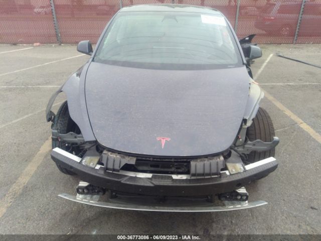 5YJ3E1EAXNF338603 Tesla MODEL 3