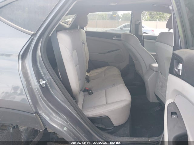 Hyundai TUCSON SE 2018 KM8J23A47JU683855 Image 9
