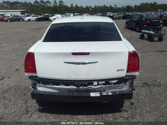 2015 CHRYSLER 300 LIMITED VIN: 2C3CCAAG5FH893989