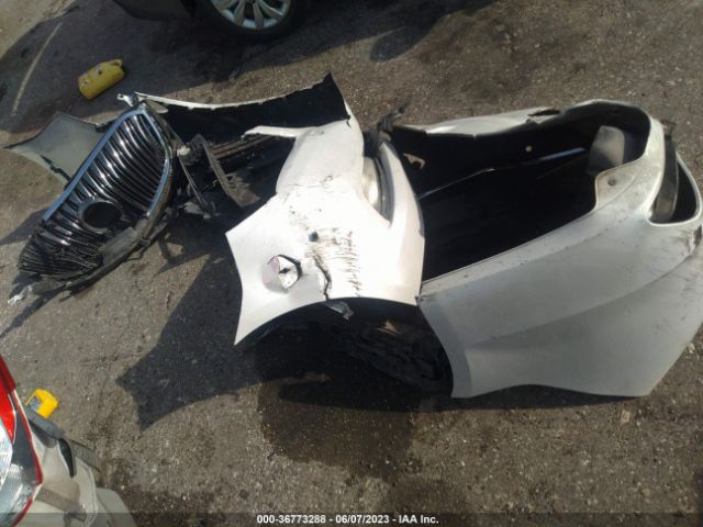 1G4GB5G3XFF150818 Buick Lacrosse Leather