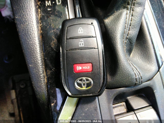 Toyota Corolla Cross Le 2022 7MUCAAAG7NV025208 Image 3