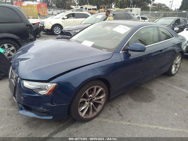 WAULFAFR6EA056529 Audi A5 Premium Plus