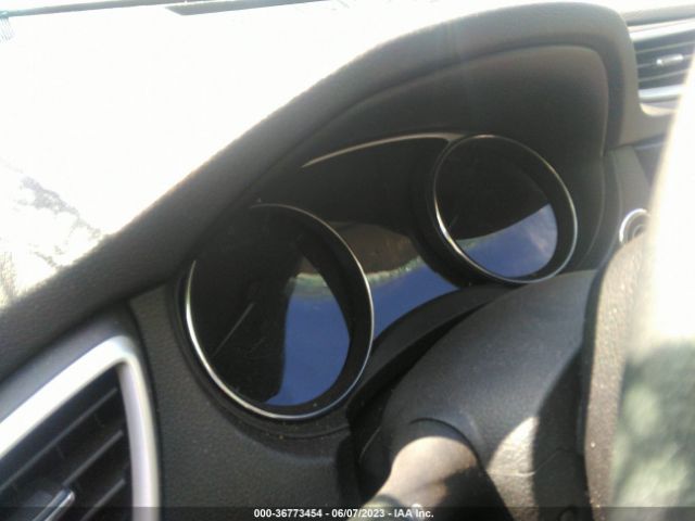 5N1AT2MV3FC899758 Nissan Rogue Sl