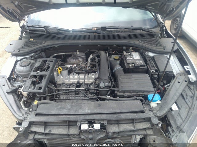 3VWG57BU0KM195958 Volkswagen Jetta Sel Premium
