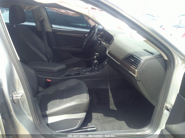 3VWG57BU0KM195958 Volkswagen Jetta Sel Premium