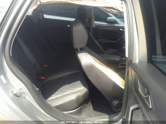 3VWG57BU0KM195958 Volkswagen Jetta Sel Premium