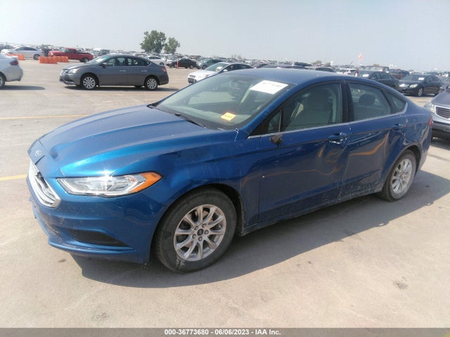 Ford FUSION S 2017 3FA6P0G79HR108983 Image 2