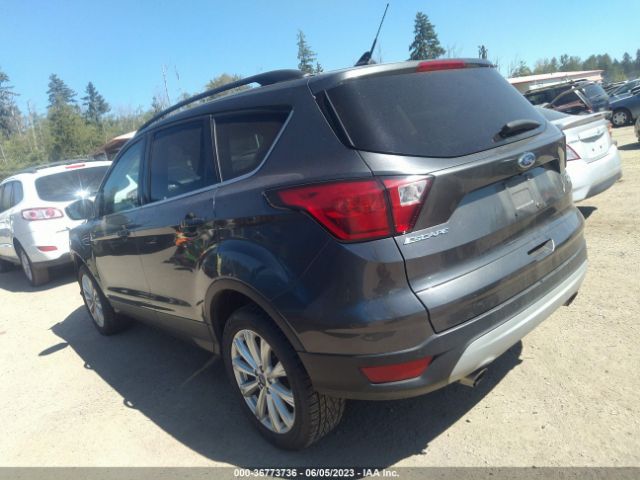 1FMCU9HD0KUB63381 Ford ESCAPE SEL