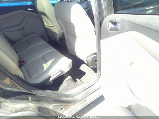 1FMCU9HD0KUB63381 Ford ESCAPE SEL