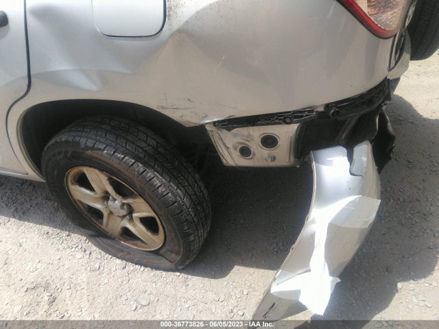 2006 TOYOTA RAV4 BASE VIN: JTMBD33V066015707
