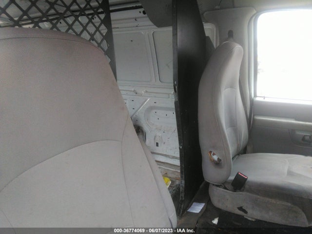 2005 FORD ECONOLINE CARGO VAN VIN: 1FTRE14W15HA85601