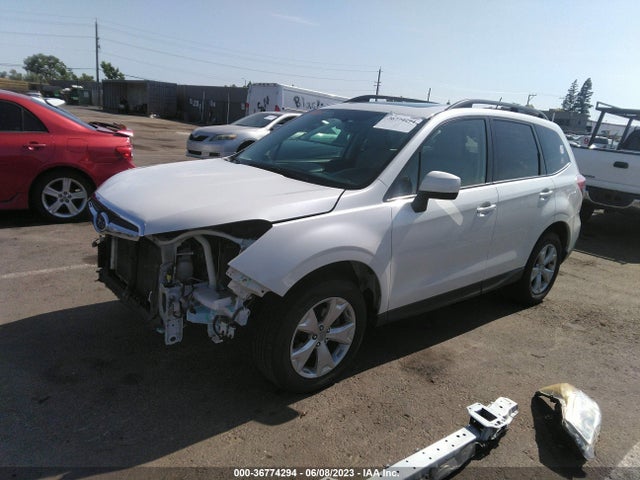 Subaru Forester 2.5i Premium 2014 JF2SJAEC4EH533011 Image 2