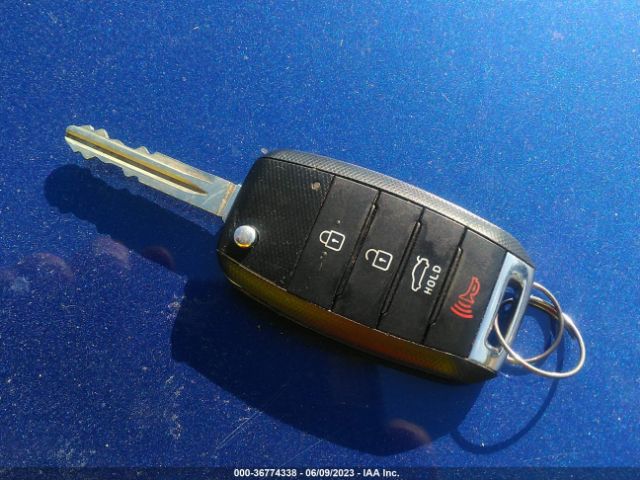 3KPFK4A75HE050421 KIA FORTE LX