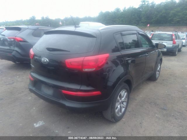 KNDPBCAC8G7834084 KIA Sportage Lx