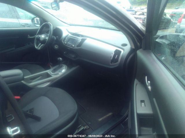 KNDPBCAC8G7834084 KIA Sportage Lx