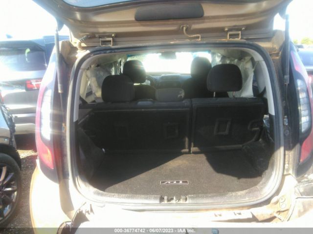 KNDJN2A21F7175617 KIA Soul Base