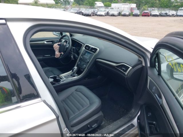 3FA6P0HD5FR294202 Ford FUSION SE