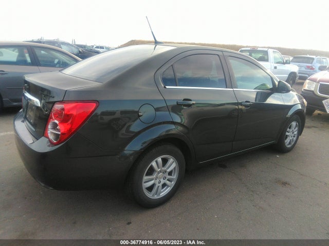 Chevrolet SONIC LT 2014 1G1JC5SH7E4236763 Image 4