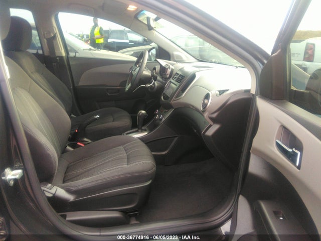 Chevrolet SONIC LT 2014 1G1JC5SH7E4236763 Image 5