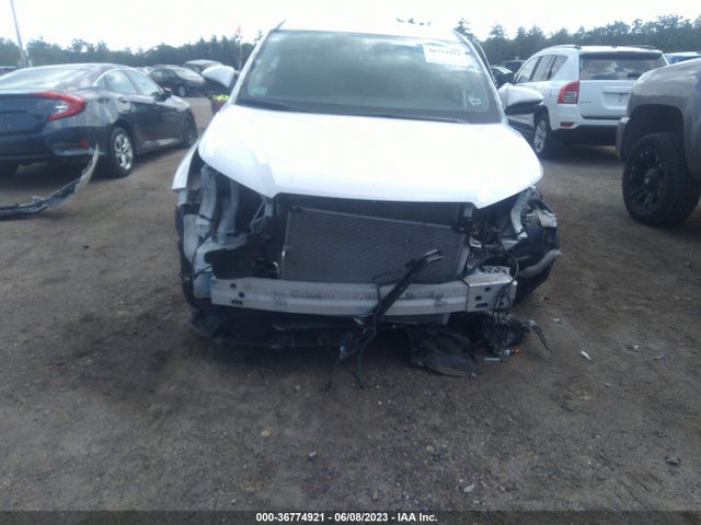 Toyota Highlander Le 2019 5TDBZRFH8KS744512 Image 4