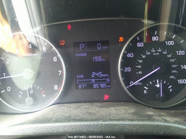 Hyundai ELANTRA SE 2017 5NPD84LF4HH124899 Image 8
