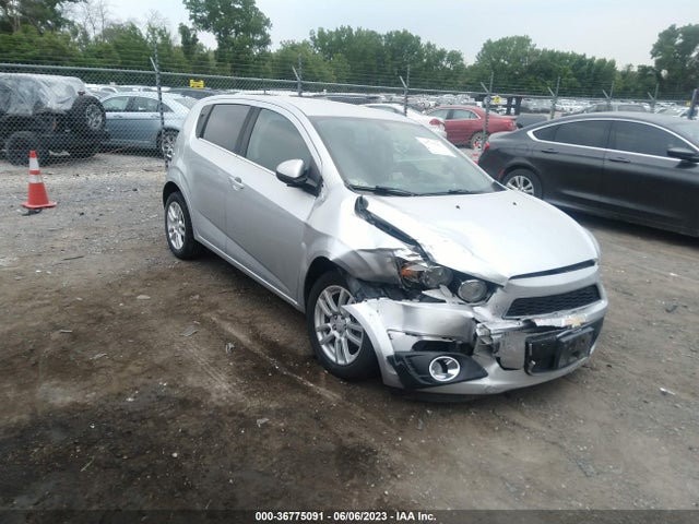 Chevrolet SONIC LT 2015 1G1JC6SH7F4214396 Image 1