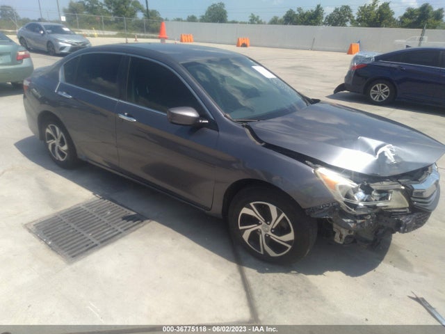 2016 1HGCR2F30GA203279 main image