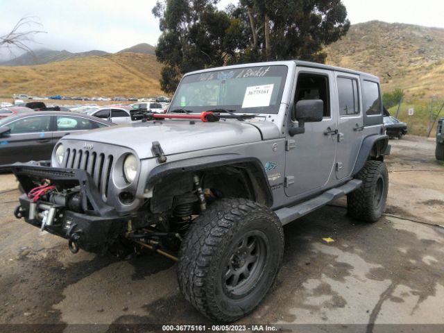 1C4BJWEG3EL325519 Jeep Wrangler Unlimited Sahara