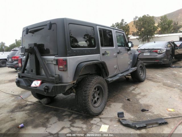 1C4BJWEG3EL325519 Jeep Wrangler Unlimited Sahara