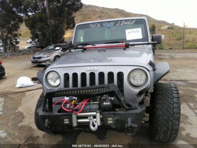 1C4BJWEG3EL325519 Jeep Wrangler Unlimited Sahara