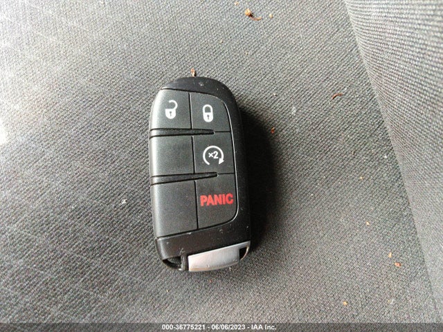 1C4RJFAG8JC284819 Jeep Grand Cherokee Laredo E
