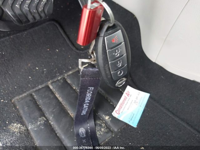 JN1BJ1CP0HW035590 Nissan Rogue Sport Sl