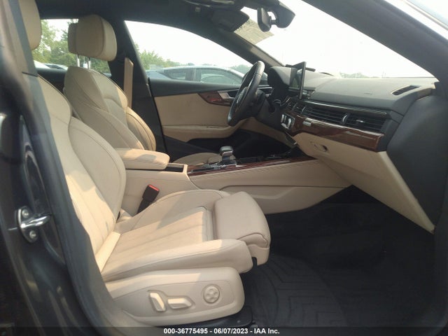 WAUCNCF52LA020670 Audi A5 Sportback Premium Plus