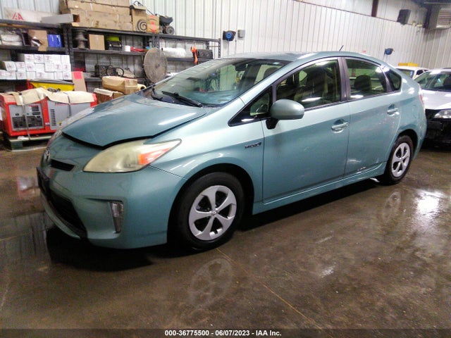 Toyota Prius Four/five/three/one/two 2014 JTDKN3DUXE1741525 Image 2