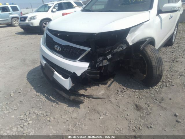 5XYKT3A62FG661438 KIA SORENTO LX