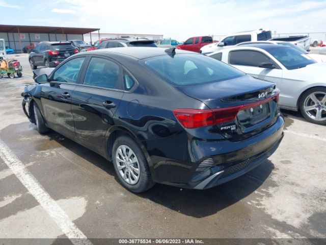 3KPF24AD4PE537663 KIA FORTE LX