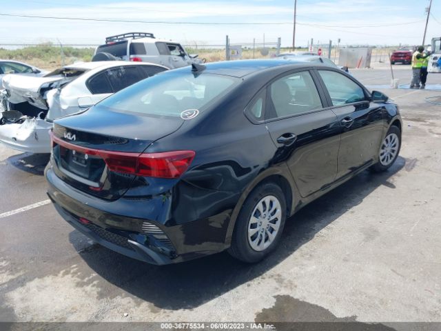 3KPF24AD4PE537663 KIA FORTE LX