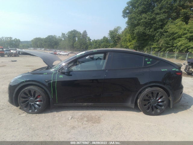 Tesla Model Y Performance 2022 7SAYGDEFXNF319887 Image 6