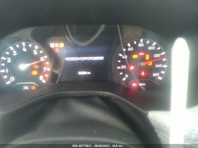 3C4NJCBB8NT103468 Jeep Compass Latitude