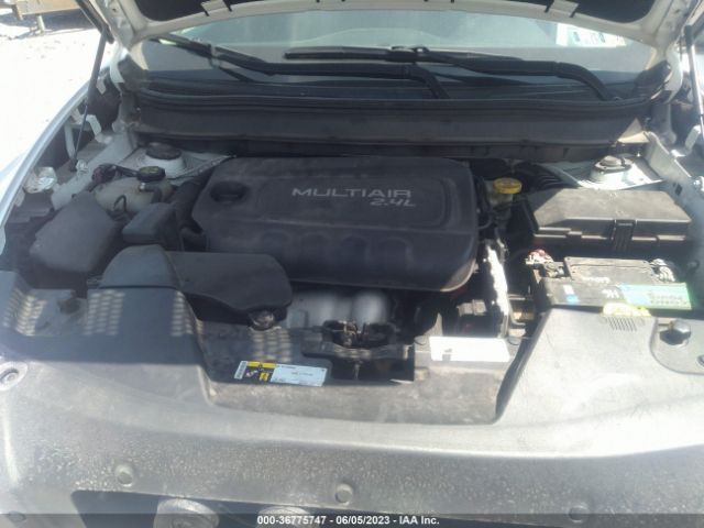 1C4PJLCB9EW123312 Jeep Cherokee Latitude