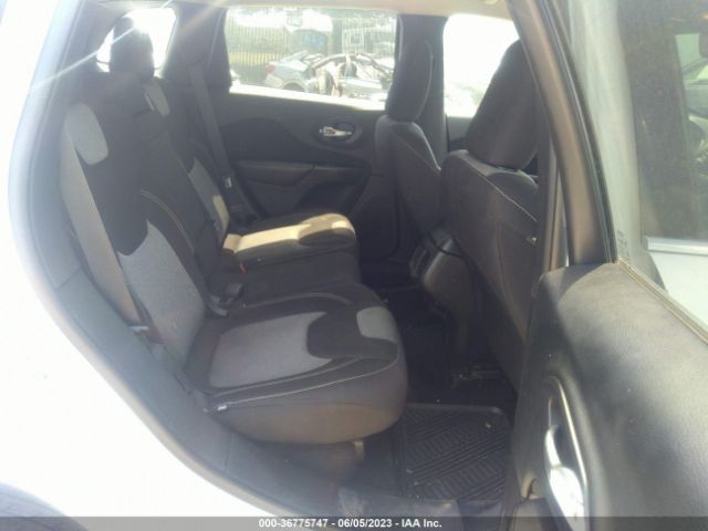 1C4PJLCB9EW123312 Jeep Cherokee Latitude