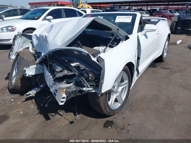 Chevrolet Camaro 1lt 2020 1G1FB3DS3L0109650 Image 2
