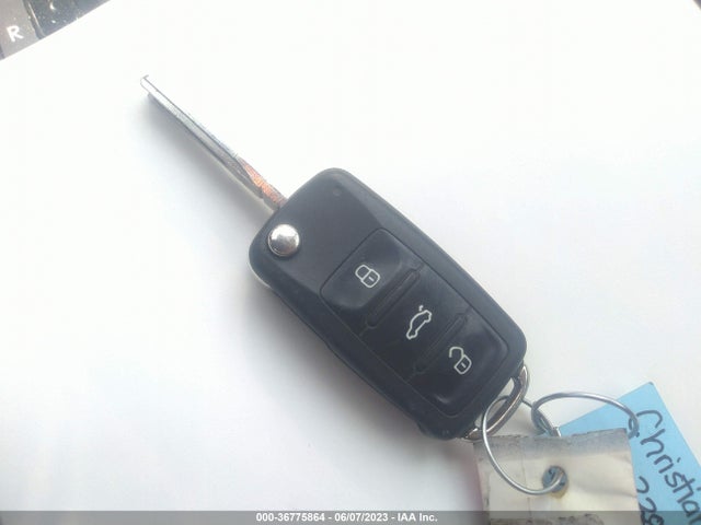 Aukcja sprzedaży 2013 Volkswagen Passat Se W/sunroof, vin: 1VWBP7A37DC052992, numer aukcji: 36775864