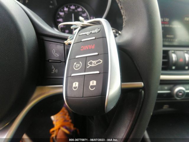 ZARFAEDN5J7595114 Alfa Romeo Giulia Awd